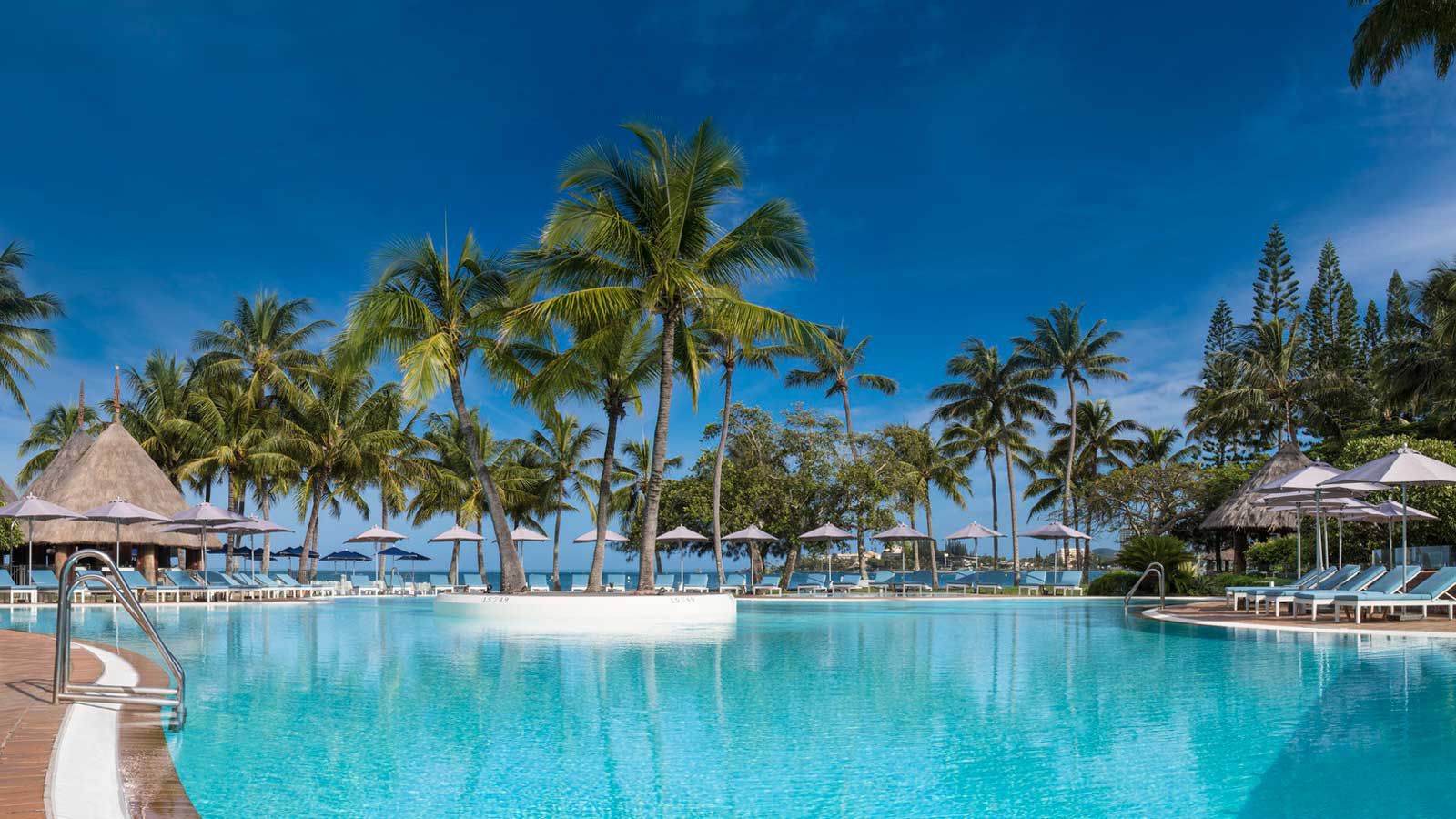 Le Méridien Nouméa pool